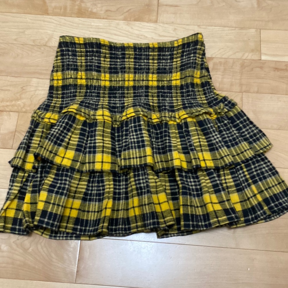 Bloomingdales AQUA ruffle mini skirt